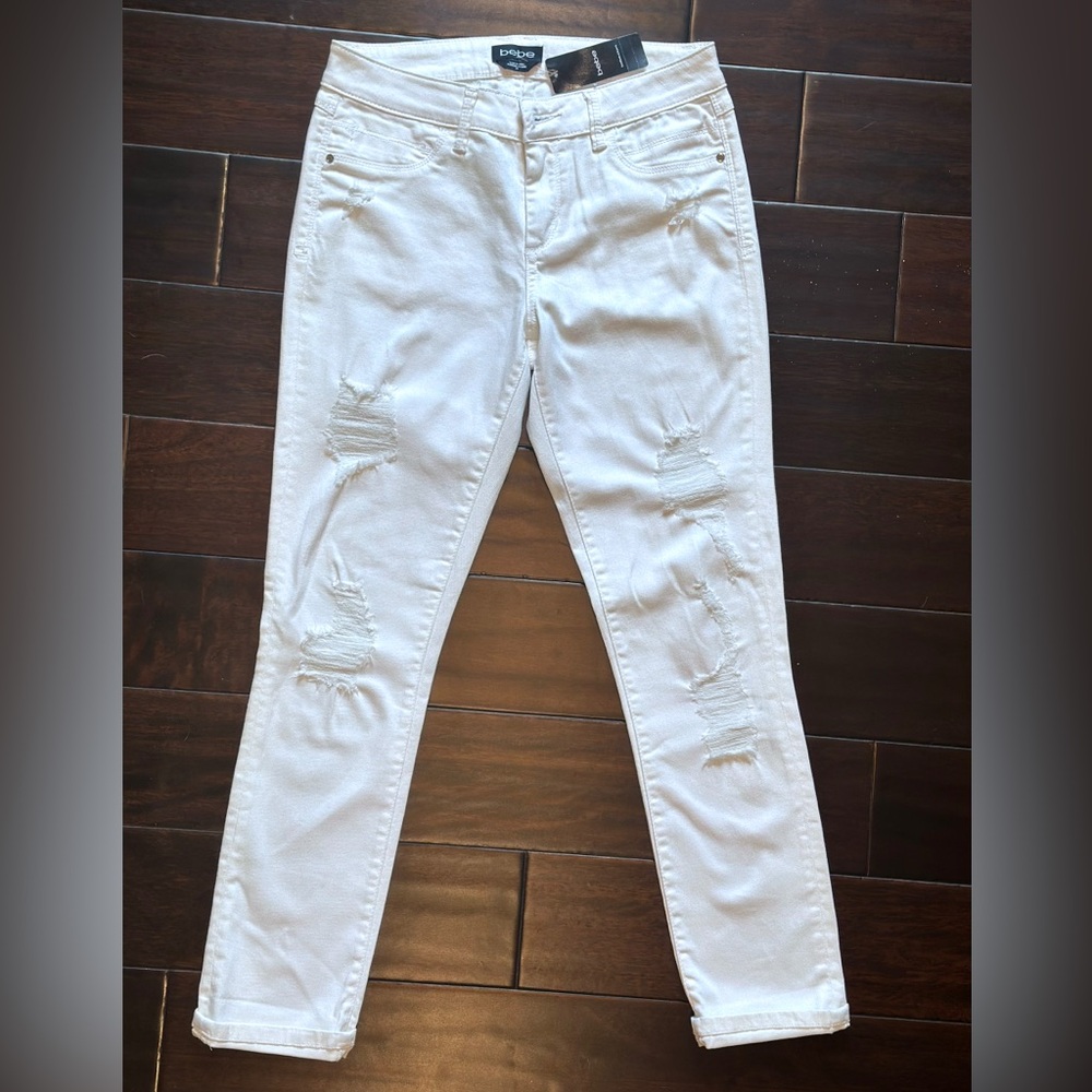 Bebe White Skinny Jeans Classic Style